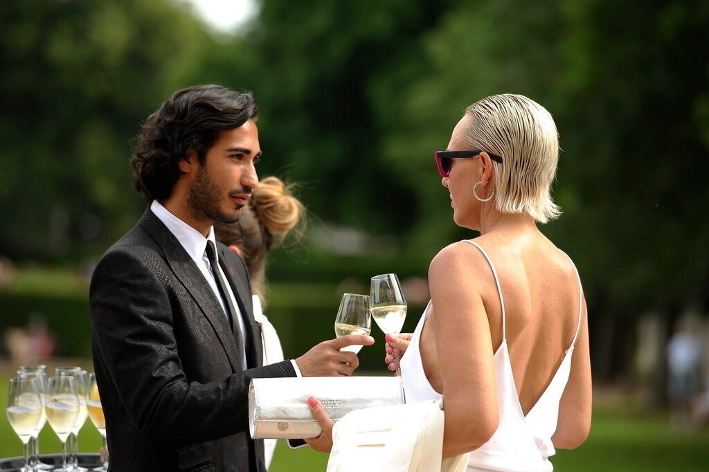 Hochzeit_Location_041 | Mein Name ist Arkadius. Ich fotografiere Ihre Hochzeit in Frankfurt und im Umkreis von 200 km. Als Fotograf bin ich noch bekannt im Bereich Business- und Modefotografie.