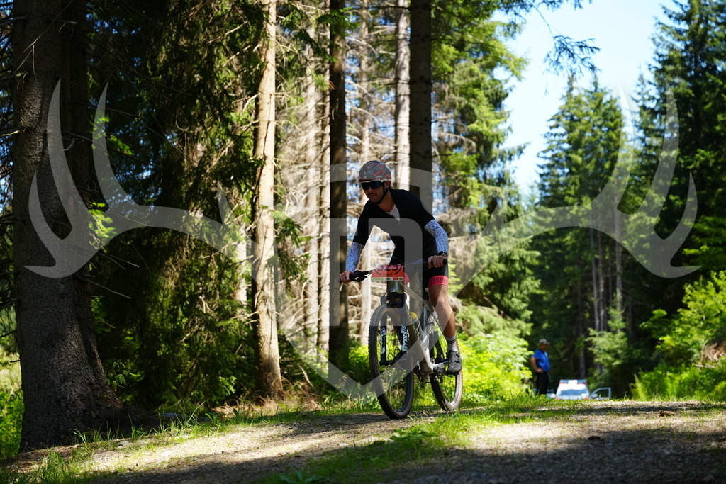 FC101847 | Fotogalerie der Treibjagd im Dunkelwald - Dein MTB Etappenrennen im Erzgebirge - Realisiert mit Pictrs.com