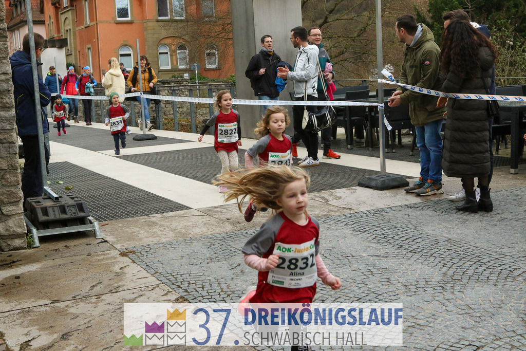 AOK JuniorCup 400m | 3Koenigslauf 2023 - Realisiert mit Pictrs.com