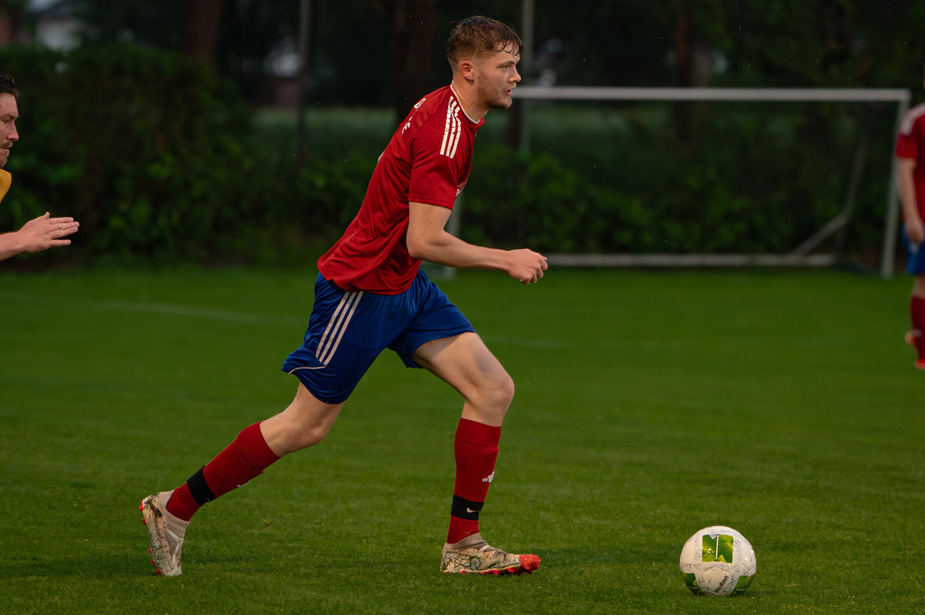 Fußball I Herren I Saison 2025-2026  I 2. Kreisklasse I 28. Spieltag I TV Dinklage III - BS Vörden II I 0452 | jns.sportfotos - Realisiert mit Pictrs.com
