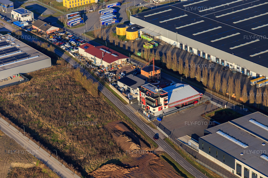 Luftbild: Victoria Interpark Hotel in Offenbach an der Queich im Bundesland Rheinland-Pfalz in Deutschland. Foto: IMG_145336.jpg vom 02.02.2025 durch Werner Riehm/FLY-FOTO.deHotel Victoria Interpark in Offenbach an der Queich