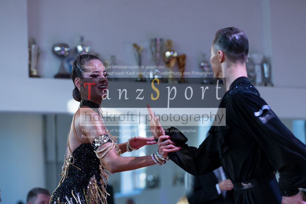 20240615_DM-HGR-Kombi_12293 | Tanzsportbilder, Standardtanz, Lateintanz, WDSF, DTV, LTVB, dancecomp, goc, hessen tanzt, blaues band der spree, walzer, tango, wiener walzer, slowfox, quickstepp, samba, rumba, cha-cha-cha, paso doble. jive, hd-kroft photography, turniertanzsport