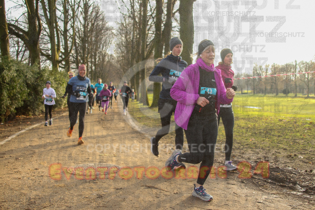 241231_1022_EV4_4014 | Sportfotografie im Rhein-Sieg Kreis, Köln, Bonn, NRW, Rheinland Pfalz, Hessen, etc. Unser Tätigkeitsfeld umfasst den Laufsport vom Volkslauf über den Marathon, Duathlon, Triathon bis zum Ultralauf wie Kölnpfad Ultra oder Schindertrail.