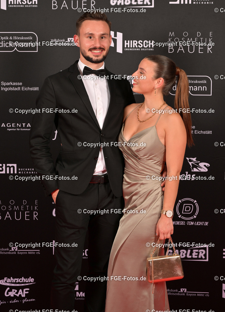 20240113-fge-fotos-0106 | Eröffnungsball der FGE am 13.01.2024 im Alten Stadttheater in Eichstätt. - Realisiert mit Pictrs.com