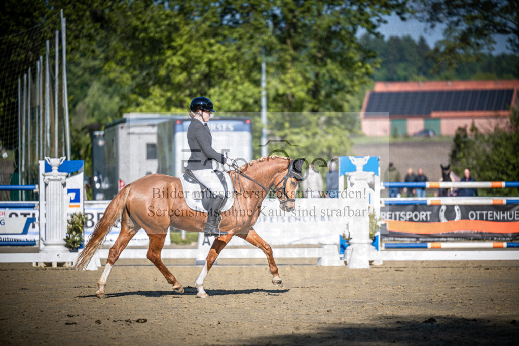 DOS_2508 | Reitturnier Venne - Realisiert mit Pictrs.com