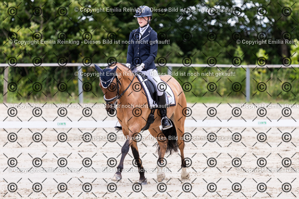 CL5A2104 | Emilia Reinking Fotografie - Realisiert mit Pictrs.com