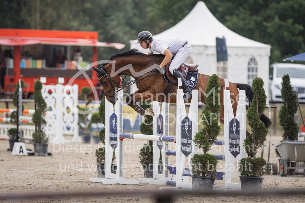 230622_PfSpTa_SprPfA2-105 | Deine schönsten Turniermomente als professionelle Fotos! Entdecke hochwertige Pferdesport-Fotografie im Online-Shop. Jetzt Fotos finden & bestellen!