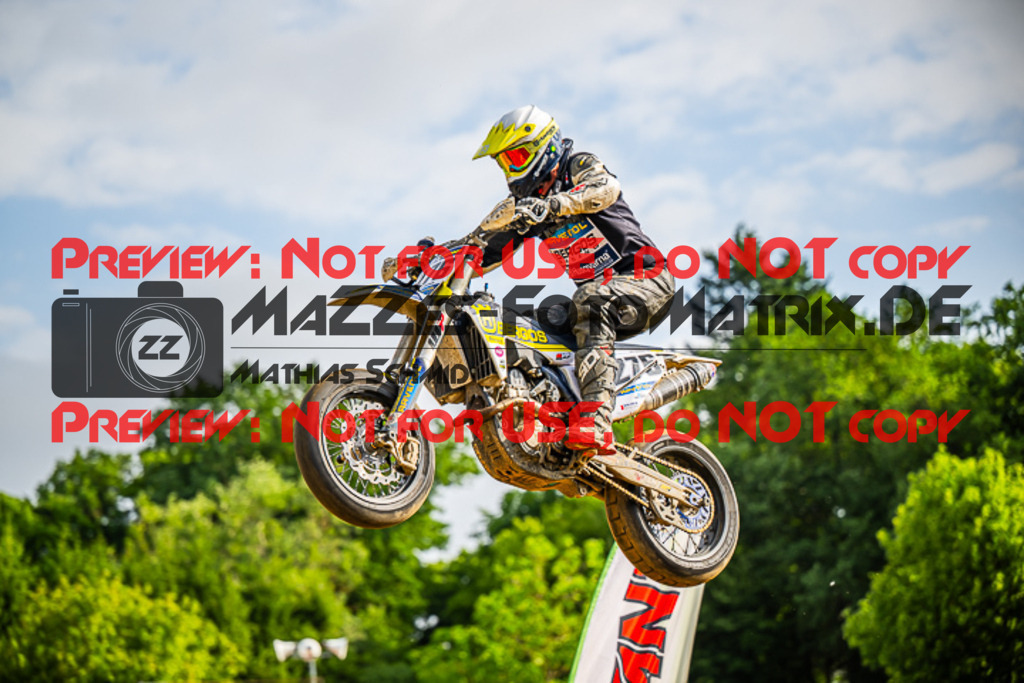 MaZZes_FotoMatrix_230702_0437 | S4