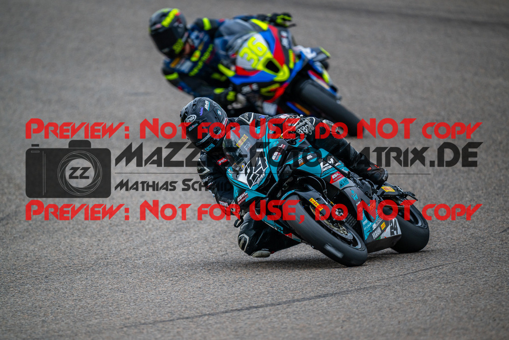 MaZZes_FotoMatrix_240503_6007705_7041 | STK1000