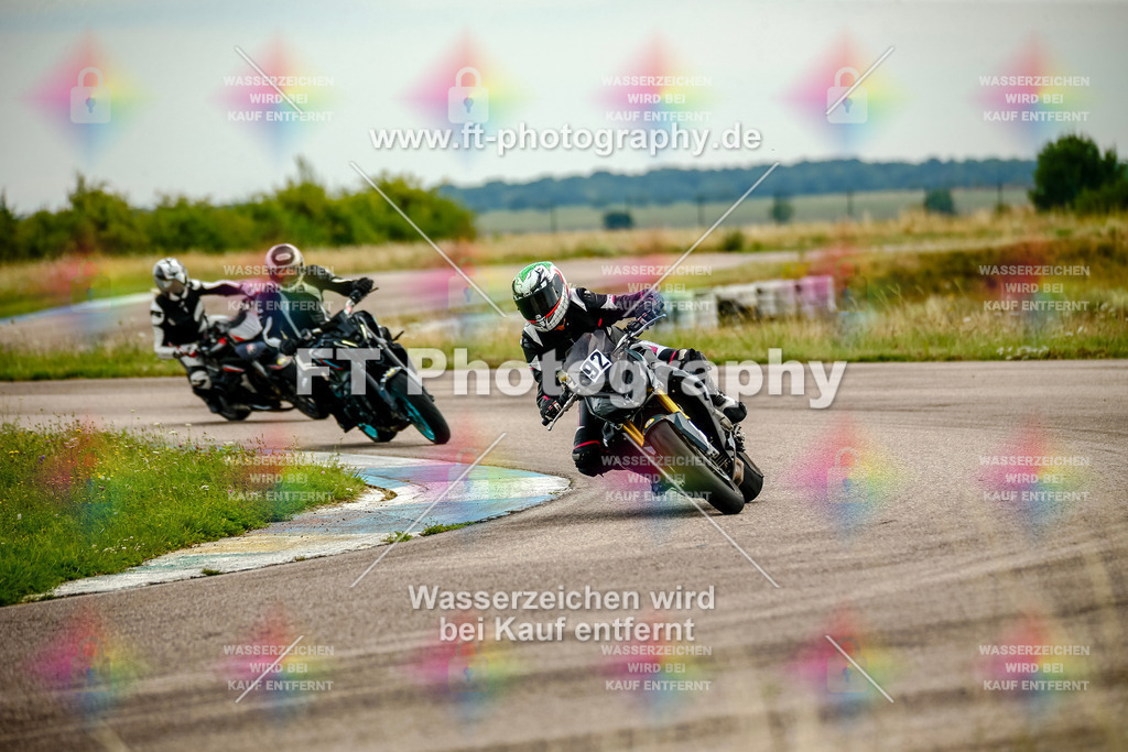 Chambley Juli-2157 | Hier findet Ihr Bilder von Touristenfahrten auf der Nürburgring Nordschleife oder von anderen Veranstaltungen die ich besucht habe. Viel Spass beim Durch Schauen 