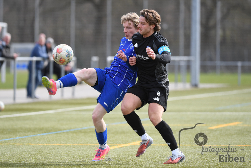FC Rastede-VFl Stenum | Herren Bezirksliga 2; FC Rastede (blau)-VFL Stenum (schwarz) am 29.03.2026 in Rastede (Sportanlage Köttersweg), Photo: Philip Eiben 2026 - Realisiert mit Pictrs.com
