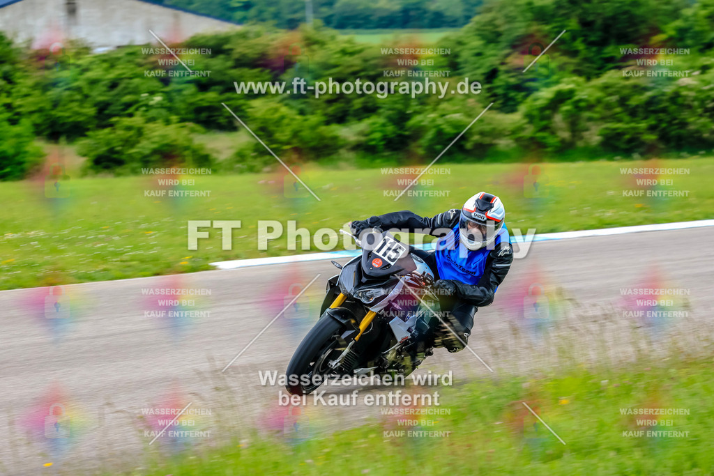 MotoTeam-3138 | Hier findet Ihr Bilder von Touristenfahrten auf der Nürburgring Nordschleife oder von anderen Veranstaltungen die ich besucht habe. Viel Spass beim Durch Schauen 