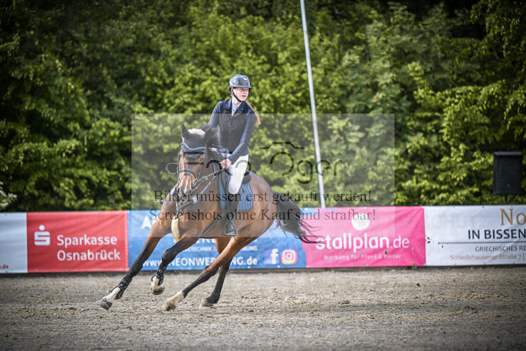 DOS_1801 | Entdecke hochwertige Reitturnierfotos von Foto Oger. Professionell, emotional und authentisch – jetzt Lieblingsmomente im Shop bestellen.Deutschlandweite Turnierfotografie. - Realisiert mit Pictrs.com