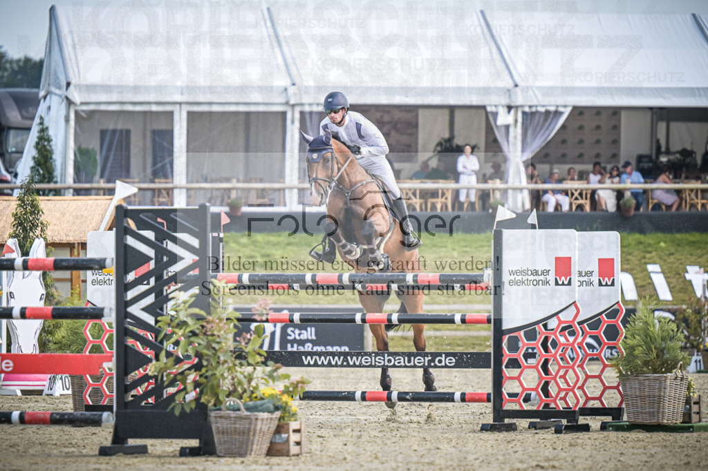 DOS_0505 | Entdecke hochwertige Reitturnierfotos von Foto Oger. Professionell, emotional und authentisch – jetzt Lieblingsmomente im Shop bestellen.Deutschlandweite Turnierfotografie. - Realisiert mit Pictrs.com
