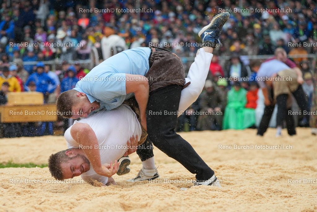 Schwyzer Samuel-Walther Adrian | René Burch leidenschaftlicher Fotograf aus Kerns in Obwalden.  Hier finden sie Sport, Landschaft und Natur Fotografie.
 - Realisiert mit Pictrs.com
