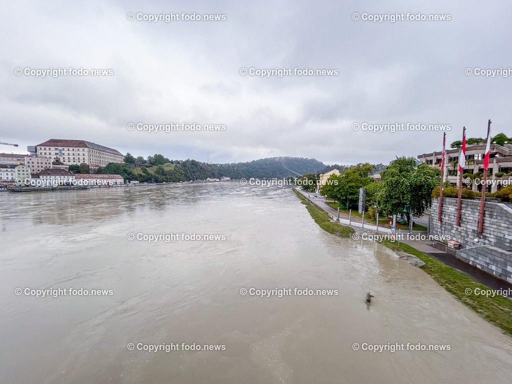 Linz_ Urfahr_ Hochwasser_ 17.09.2024-40 | 17.09.2024, Linz, AUT, Urfahr, Hochwasser, im Bild Hochwasser, Hochwasserschutz Donaulaende Linz Urfahr, Donau, Linzer Strasse, Ueberflutung
