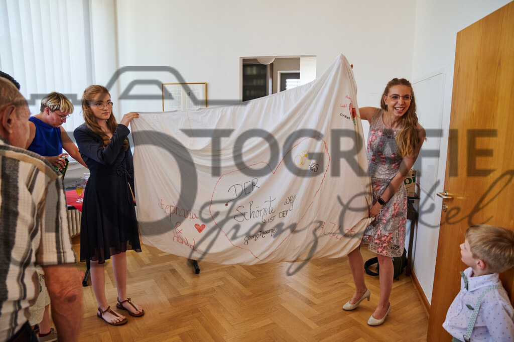 HuS_DSC2085 | Fotobox, Portraitfotografie, Hochzeitsfotografie, Bewerbungsfoto - Realisiert mit Pictrs.com