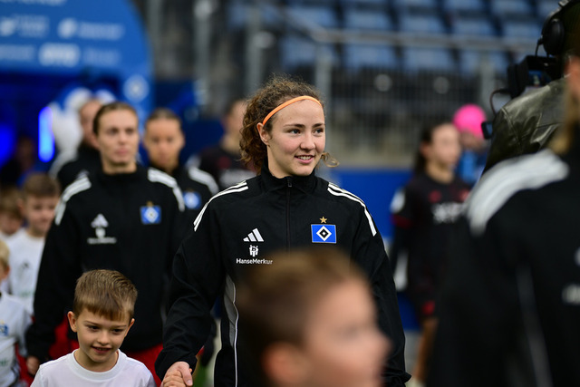 Fußball I Frauen I Saison 2025-2026 I DFB-Pokal I Achtelfinale I Hamburger SV - Bayer 04 Leverkusen I 14926 | Der Sportfotograf. - Realisiert mit Pictrs.com