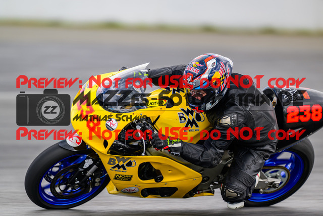 MaZZes_FotoMatrix_240615_6007705_8518 | ROT