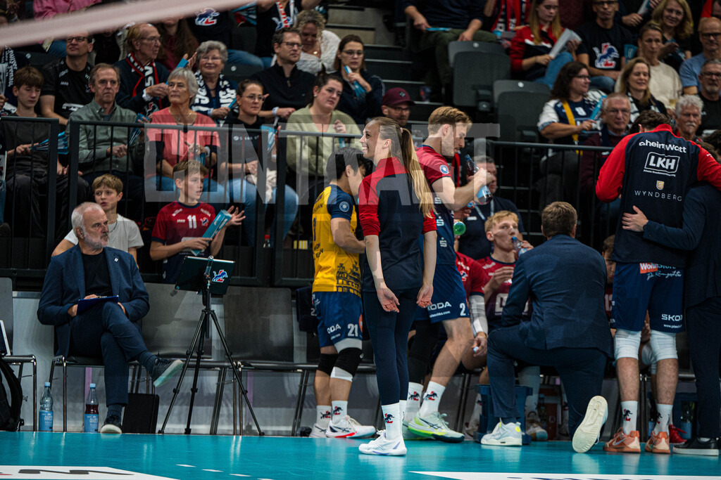 Volleyball I Herren I Saison 2025/2026 I Volleyball Bundesliga I 4. Spieltag I SVG Lüneburg - Energiequelle Netzhoppers KW | CONTRAST ZERØ MEDIA - Realisiert mit Pictrs.com