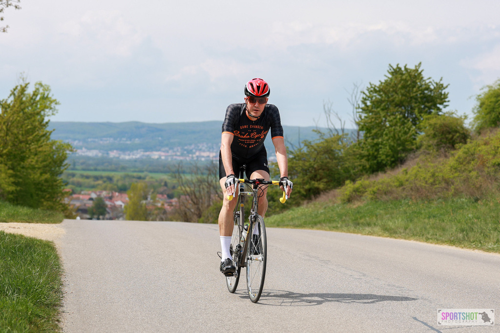 168_AR6_2106 | Neusiedlersee Radmarathon 2026@sportshot_your_pictrs #yourpictures#roadtowm2029 #nrm #neusiedlerseeradmarathon #neusiedlersee #neusiedlerseetourismus #burgenland #mörbisch #nrm26 #burgenlandtourismus #voglundco #poweredbyburgenlandtourismus #radsport #rad #marathon #ucigranfondo #visitburgenland #ucigranfondoworldseries