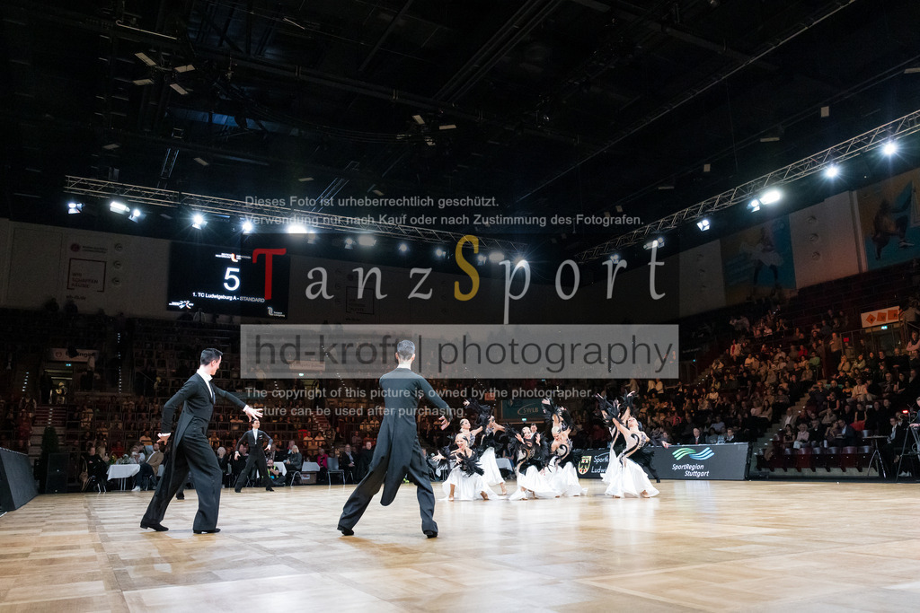 20241109_DM-Formationen_4352 | Tanzsportbilder, Standardtanz, Lateintanz, WDSF, DTV, LTVB, dancecomp, goc, hessen tanzt, blaues band der spree, walzer, tango, wiener walzer, slowfox, quickstepp, samba, rumba, cha-cha-cha, paso doble. jive, hd-kroft photography, turniertanzsport
