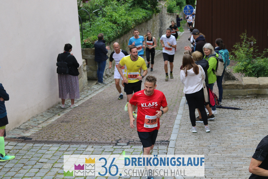 VR Bank Hauptlauf 10km | 3königslauf 2022 VR Bank Hauptlauf - Realisiert mit Pictrs.com