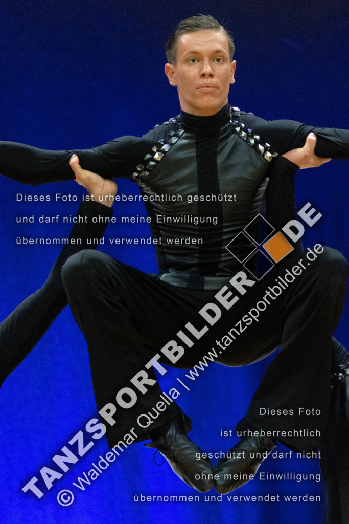 20230115-02843 | Hier finden Sie Tanz Bilder vom Latein und Standard Formationen tanzen. Sportbilder vom Tanzsport. Schöne Fotos und von Weltmeisterschaft, Europameisterschaft, Bundesliga, Regionalliga, Oberliga und Landesliga sowie von GOC Stuttgart, DanceComp, WM Bremen