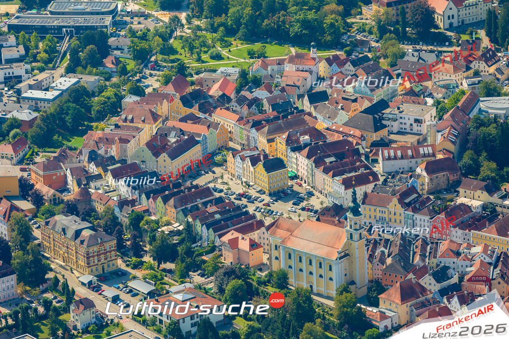 Luftaufnahme von  Schärding - Die Luftaufnahme wurde 2025 vom UL-Flugzeug heraus erstellt ( keine Drohne ) - Hochauflösende Luftaufnahme - für professionelle Ausdrucke geeignet. Die Geschenkidee !Mit Lizenz und Bildrechte bestellbar