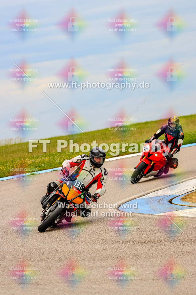 MotoTeam-2172 | Hier findet Ihr Bilder von Touristenfahrten auf der Nürburgring Nordschleife oder von anderen Veranstaltungen die ich besucht habe. Viel Spass beim Durch Schauen 