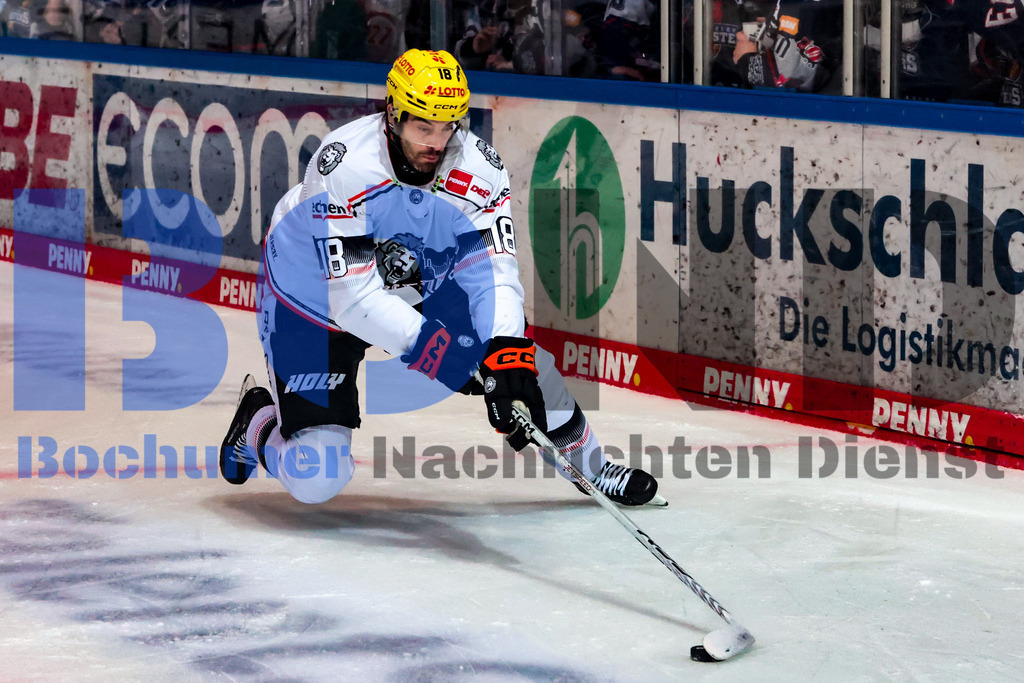 SES_ISEFRA20250130-27 | bond - Realisiert mit Pictrs.com