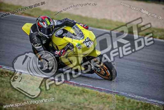pubi0713 | Professionelle Fotos von Sportveranstaltungen, aber auch Hochzeiten und anderen Events. - Realisiert mit Pictrs.com
