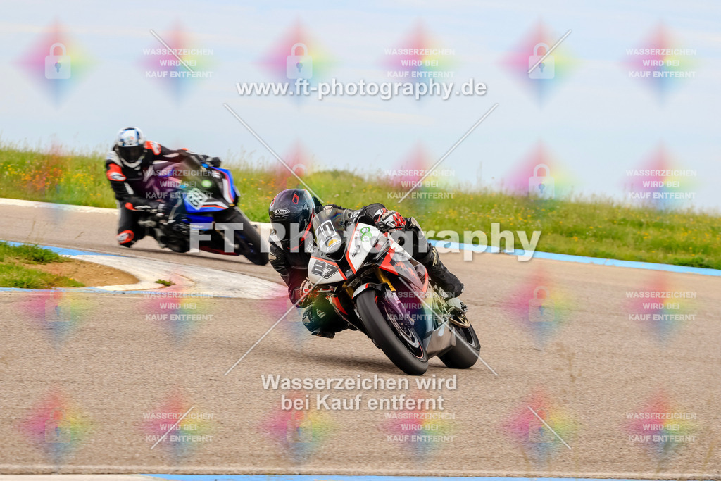 MotoTeam-2654 | Hier findet Ihr Bilder von Touristenfahrten auf der Nürburgring Nordschleife oder von anderen Veranstaltungen die ich besucht habe. Viel Spass beim Durch Schauen 