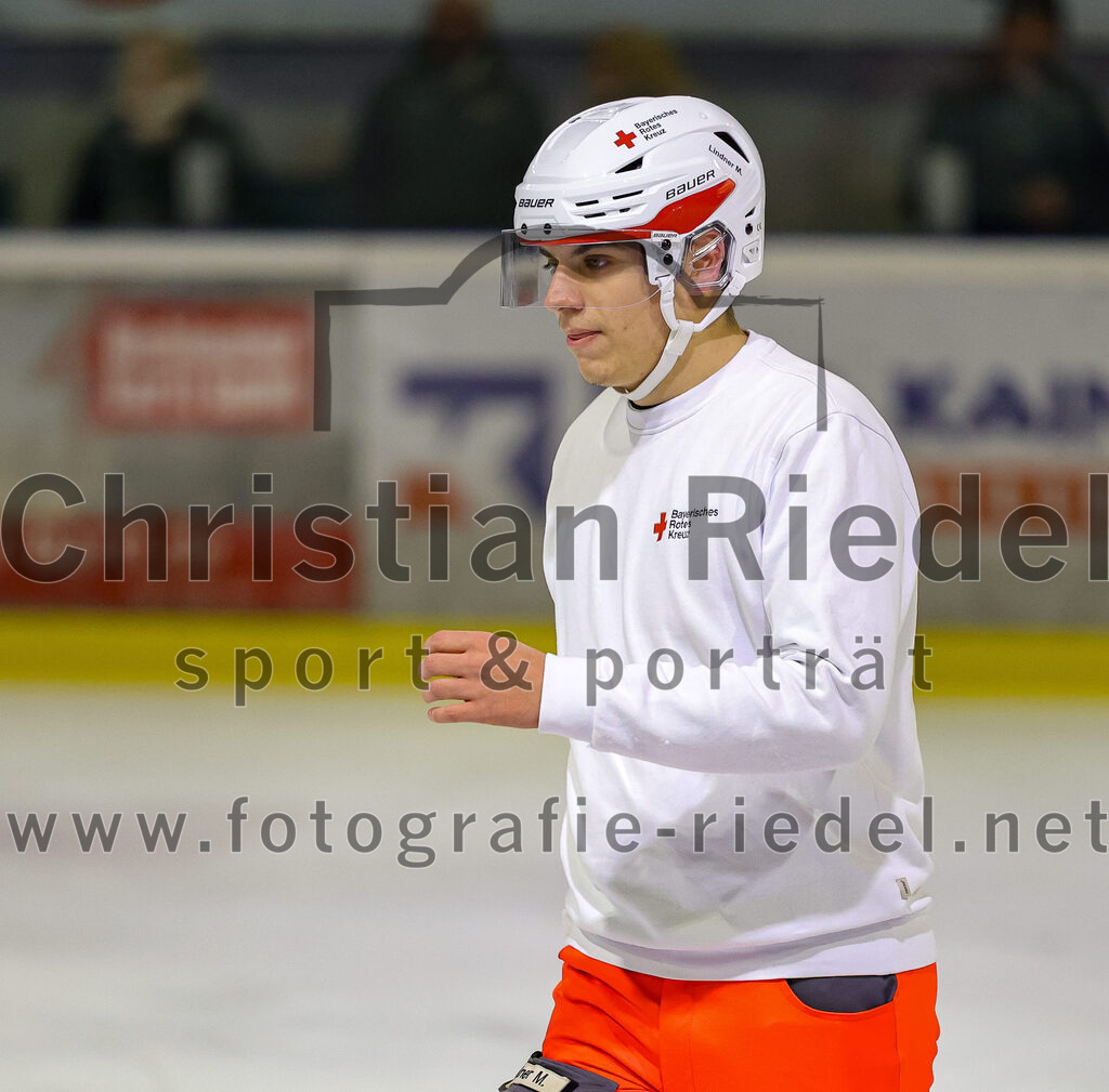 2025-11-25_065_TSV_Erding_gegen_EHF_Passau_Black_Hawks | Erding, Deutschland, 25.11.2025:Eishockey, Oberliga Süd 2025 / 2026, 20. Spieltag, TSV Erding gegen EHF Passau Black Hawks, Endergebnis: 2:3 n.V.Foto: Christian Riedel / fotografie-riedel.net