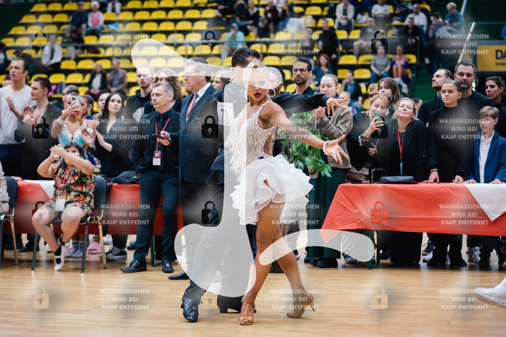 Hessen Tanzt WDSF International Open Latin 2nd (73) Vicenc Torremade _ Megija Dana Morite (Latvia)-2025-05-18-5329 | Webshop for digital downloads and prints of dance sport, event & show photographer Julian Link - Realisiert mit Pictrs.com