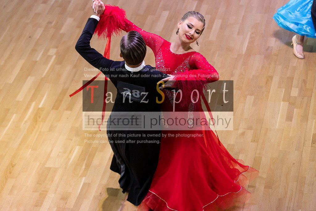 20240615_DM-Jun2-Kombi_09102 | Tanzsportbilder, Standardtanz, Lateintanz, WDSF, DTV, LTVB, dancecomp, goc, hessen tanzt, blaues band der spree, walzer, tango, wiener walzer, slowfox, quickstepp, samba, rumba, cha-cha-cha, paso doble. jive, hd-kroft photography, turniertanzsport