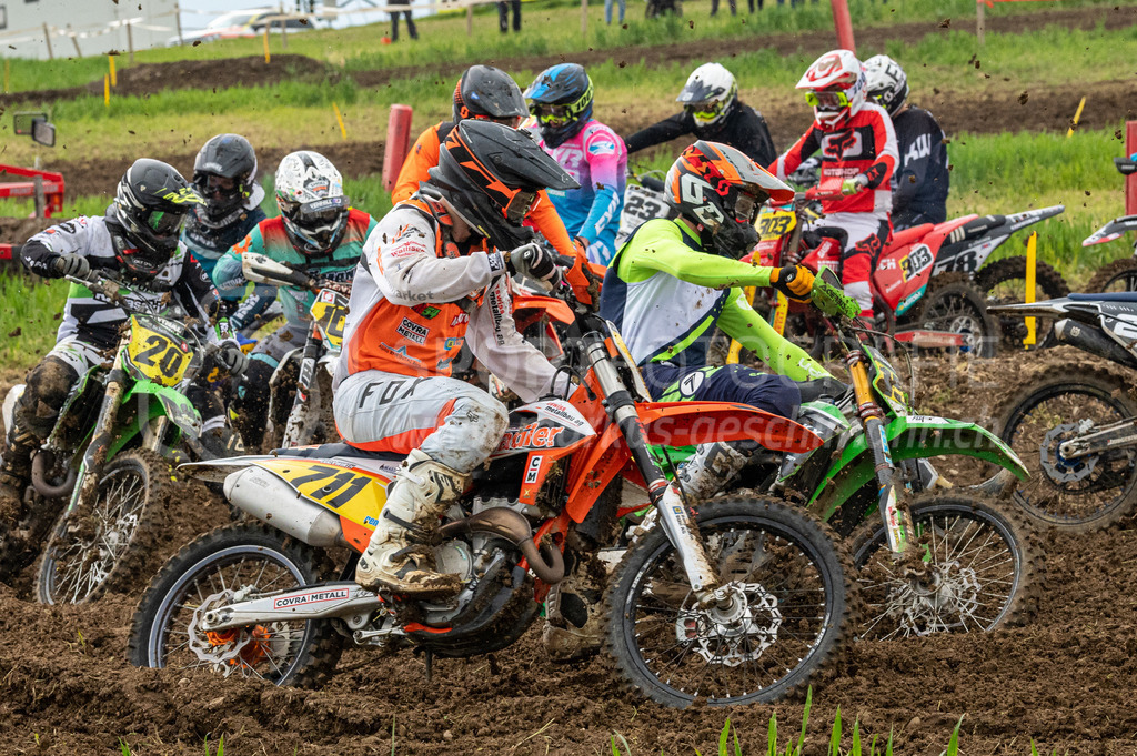 Motocross Schlatt bei Winterthur - 30. April 2022 | Motocross Schlatt bei Winterthur
MC Wila, Schlatt bei Winterthur
Bild: Sportfotografie Markus Aeschimann | www.markus-aeschimann.ch - Realisiert mit Pictrs.com