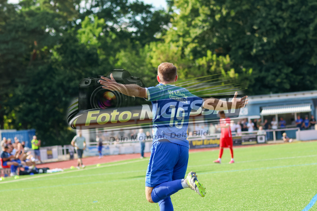 TuS Bardüttingdorf - TuRa Löhne | Auf dem Bild zu sehen: blau SV Löhne-Obernbeck: Pascal Dahlmann SV Löhne-Obernbeck, SG FA Herringhausen/Eickum, Saison 26/27, Fistelmann SuperCup - Realisiert mit Pictrs.com