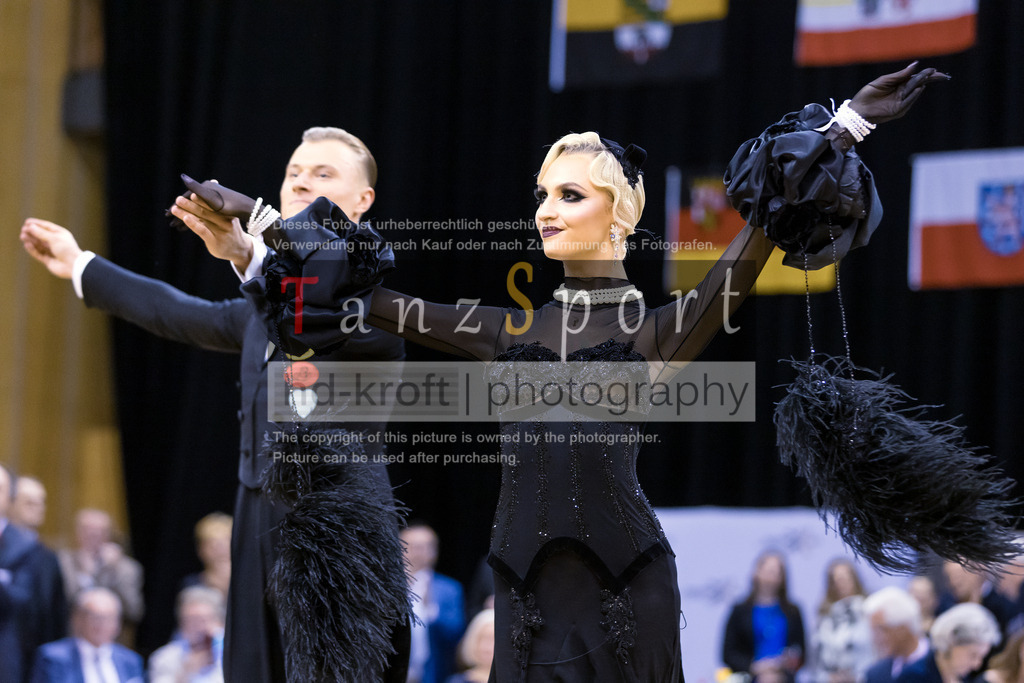 20241102_DM_HGR_Std_16146 | Tanzsportbilder, Standardtanz, Lateintanz, WDSF, DTV, LTVB, dancecomp, goc, hessen tanzt, blaues band der spree, walzer, tango, wiener walzer, slowfox, quickstepp, samba, rumba, cha-cha-cha, paso doble. jive, hd-kroft photography, turniertanzsport