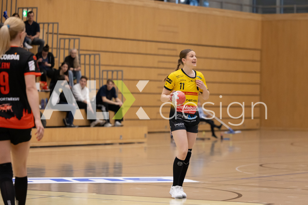 Handball I Frauen I Saison 2025-2026 I Handball Swiss Premium League 1 | Women I Round 5 I  Yellow Winterthur - GC Amicitia Zürich I 15.03.2026 | 11 Noëlle Osterwalder (CH) (Yellow Winterthur) – Rückraum mitte - Realisiert mit Pictrs.com