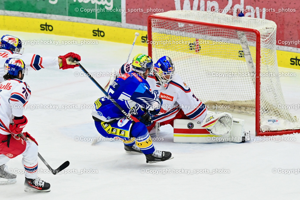 EC IDM WÄRMEPUMPEN VSV vs. EC Red Bull Salzburg | #35 TOLVANEN ATTE EC Redbull Salzburg, #95 Katic Mark EC VSV, EC IDM WÄRMEPUMPEN VSV vs. EC Red Bull Salzburg, EC IDM WÄRMEPUMPEN VSV vs. EC Red Bull Salzburg am 17.01.2025 in Villach (Stadthalle Villach), Austria, (Photo by Bernd Stefan)