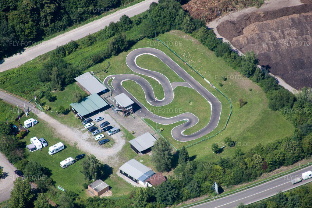 Luftbild: AMC in Ettlingen im Bundesland Baden-Württemberg in Deutschland. Foto: IMG_42029.jpg vom 27.06.2011 durch Werner Riehm/FLY-FOTO.de