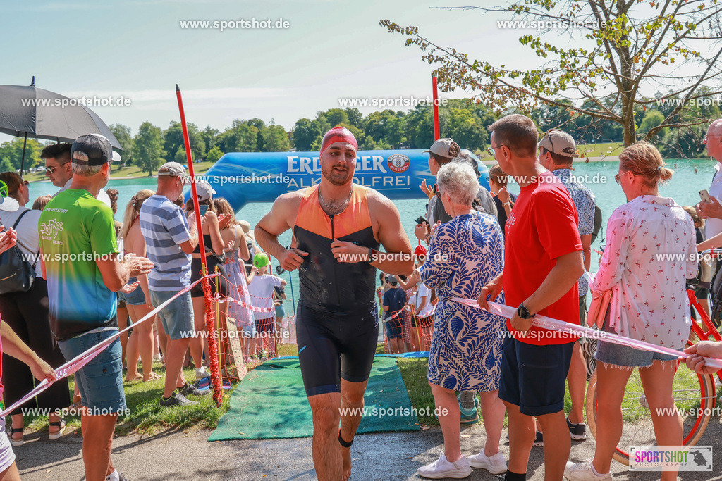 AR7_9308 | Karlsfeld Triathlon 2025 #karlsfeldtriathlon #karlsfeldtriathlon2025  #karlsfeldrace  #yourpictrs #triathlon_karlsfeld #tsveintrachtkarlsfeld #sportshot_your_pictrs @Sportshotphotography @Triathlon Karlsfeld - TSV Eintracht Karlsfeld Triathlon Copyright: www.sportshot.de