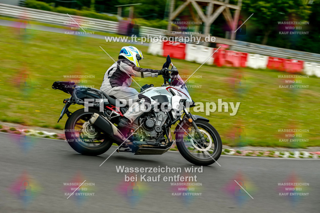 VBK-5032 | Hier findet Ihr Bilder von Touristenfahrten auf der Nürburgring Nordschleife oder von anderen Veranstaltungen die ich besucht habe. Viel Spass beim Durch Schauen 