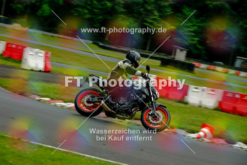 VBK-3682 | Hier findet Ihr Bilder von Touristenfahrten auf der Nürburgring Nordschleife oder von anderen Veranstaltungen die ich besucht habe. Viel Spass beim Durch Schauen 
