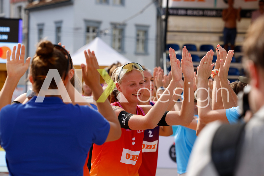Obi BeachTour 2026 - Basel | BASEL, SWITZERLAND - JULY 19: LINDA ABBÜHL (SUI) during the Obi BeachTour 2026 celebration at Barfüsserplatz on July 19, 2026 in Basel, Switzerland. - Realisiert mit Pictrs.com