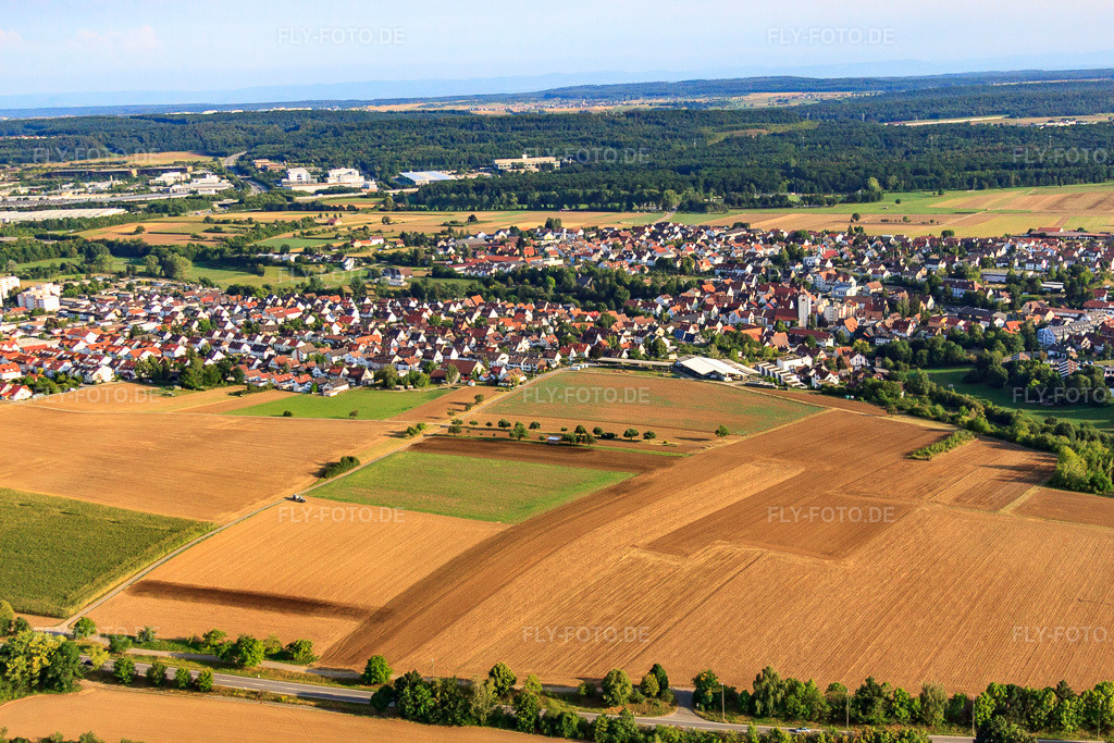 Luftbild: Ortsansicht von Norden im Ortsteil Dagersheim in Böblingen im Bundesland Baden-Württemberg in Deutschland. Foto: IMG_52533.jpg vom 23.08.2012 durch Werner Riehm/FLY-FOTO.deAuflösung des Originals: 4752 x 3168 px