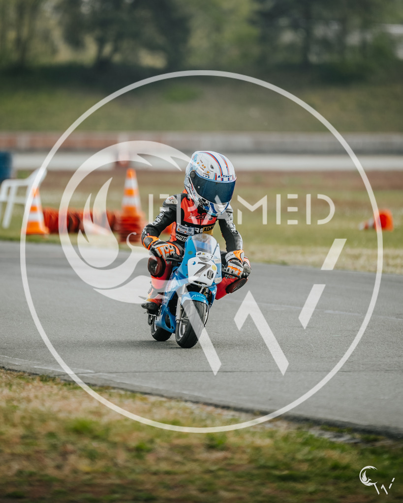 7-3 | cw-framed
