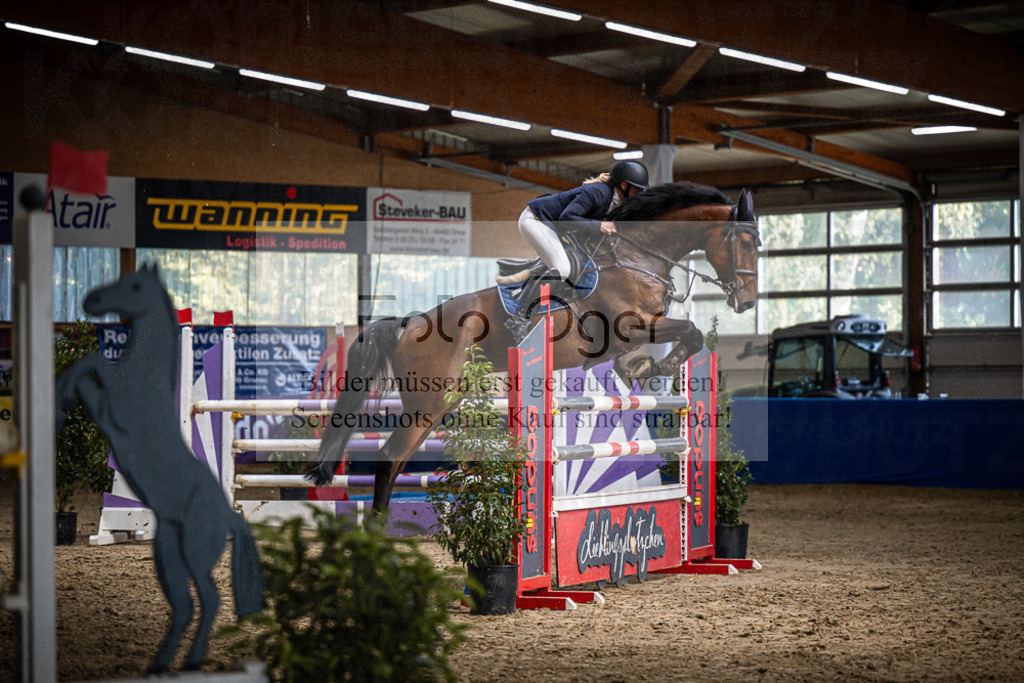 DOS_1557 | Entdecke hochwertige Reitturnierfotos von Foto Oger. Professionell, emotional und authentisch – jetzt Lieblingsmomente im Shop bestellen.Deutschlandweite Turnierfotografie. - Realisiert mit Pictrs.com