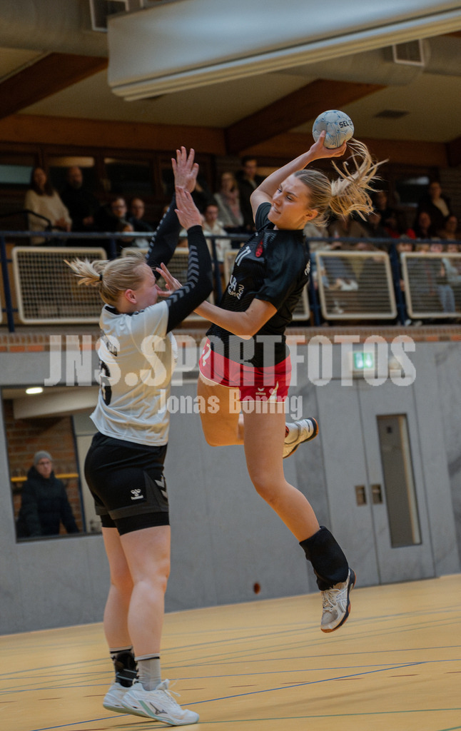 Handball I Frauen I Saison 2025-2026 I Landesliga HR West I 10. Spieltag I TuS Frisia Goldenstedt - SV Falke Steinfeld I 215 | jns.sportfotos - Realisiert mit Pictrs.com